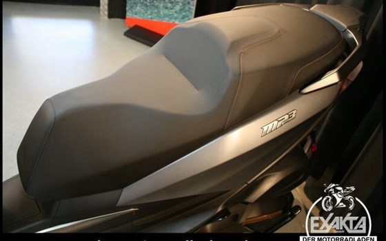 Neufahrzeug Piaggio MP3 530 HPE Exclusive - Bild 21