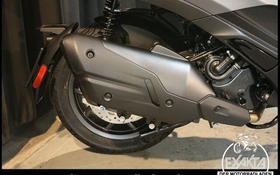 Neufahrzeug Piaggio MP3 530 HPE Exclusive - Bild 9