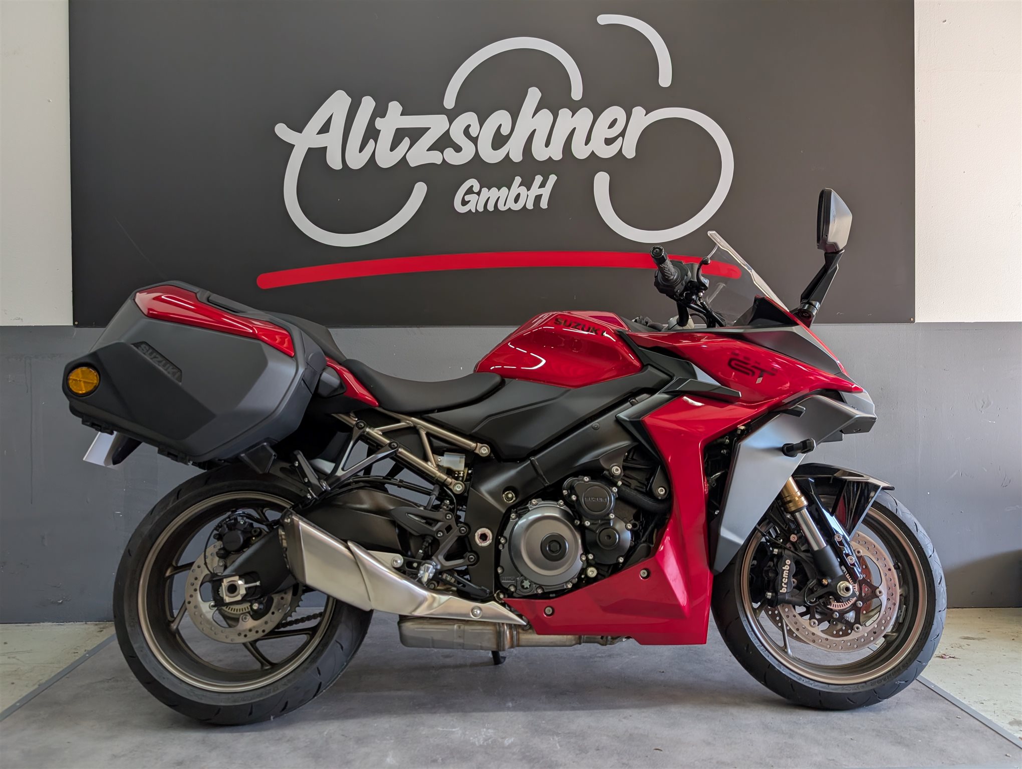 Suzuki GSX-S1000GT