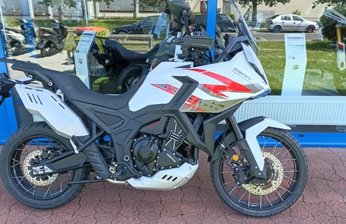 Neumotorrad Zontes 703F