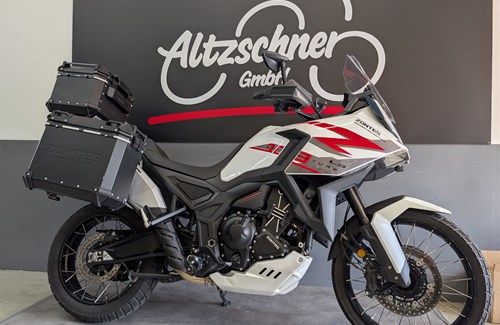 Neumotorrad Zontes 703F