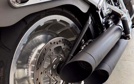 Gebrauchtmotorrad Harley-Davidson Softail Fat Boy 114 FLFBS - Bild 5