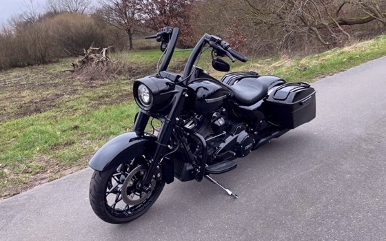 Gebrauchtmotorrad Harley-Davidson Touring Road King Special FLHRXS - Bild 3