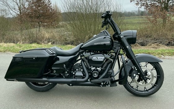 Gebrauchtmotorrad Harley-Davidson Touring Road King Special FLHRXS - Bild 4