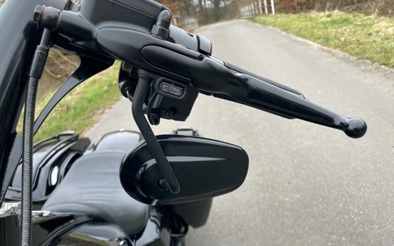 Gebrauchtmotorrad Harley-Davidson Touring Road King Special FLHRXS - Bild 8