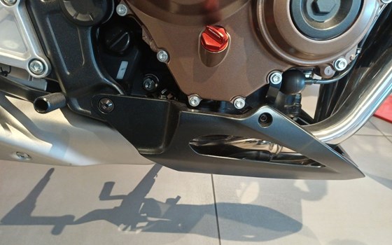 Gebrauchtmotorrad Honda CB650R E-Clutch - Bild 2