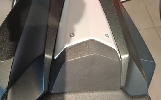 Gebrauchtmotorrad Honda CB650R E-Clutch - Bild 5