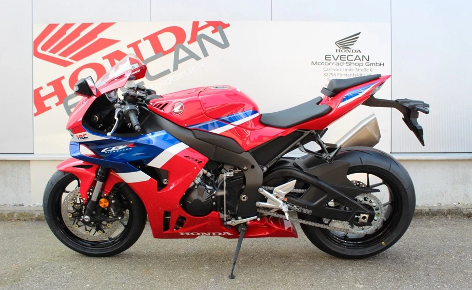 Offer Honda CBR1000RR-R Fireblade Bild 1: Offer Honda CBR1000RR-R Fireblade