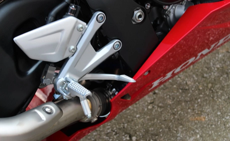 Offer Honda CBR1000RR-R Fireblade Bild 14: Offer Honda CBR1000RR-R Fireblade