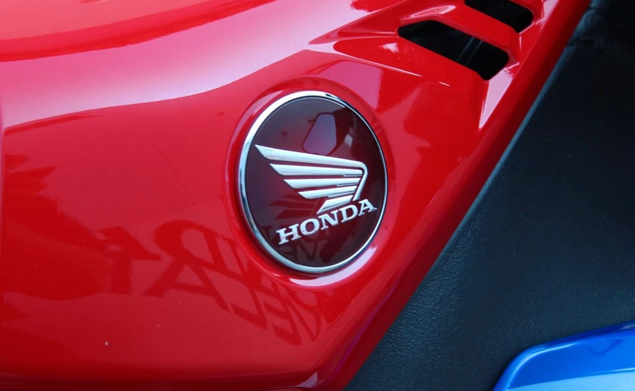 Offer Honda CBR1000RR-R Fireblade Bild 8: Offer Honda CBR1000RR-R Fireblade