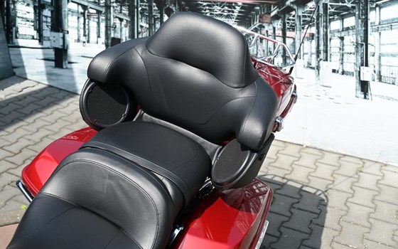 Gebrauchtmotorrad Harley-Davidson Road Glide Ultra - Bild 7