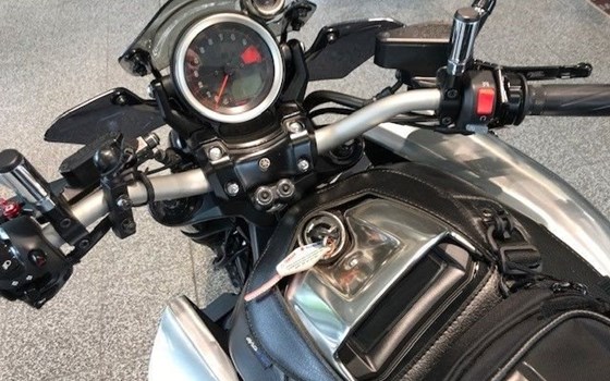 Gebrauchtmotorrad Yamaha V-MAX - Bild 15