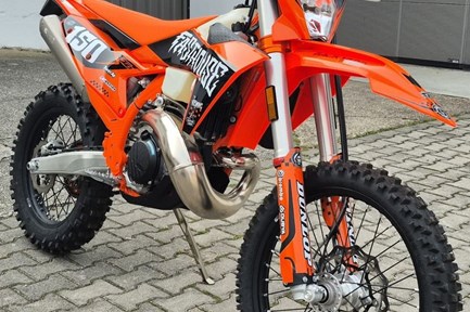 KTM 300 EXC TBI Sixdays
