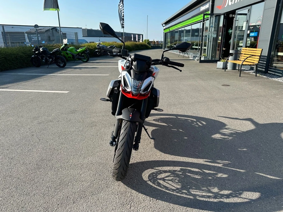 Angebot Aprilia Tuono 457 Bild 2: Angebot Aprilia Tuono 457