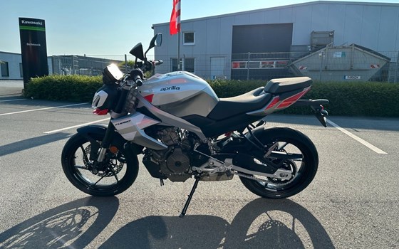 Neufahrzeug Aprilia Tuono 457 - Bild 4