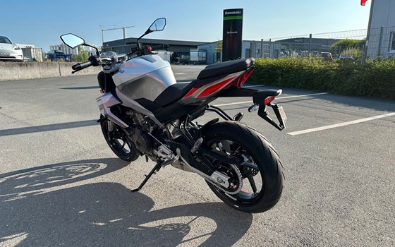 Neufahrzeug Aprilia Tuono 457 - Bild 5