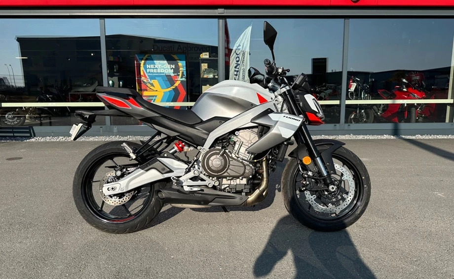 Angebot Aprilia Tuono 457 Bild 8: Angebot Aprilia Tuono 457