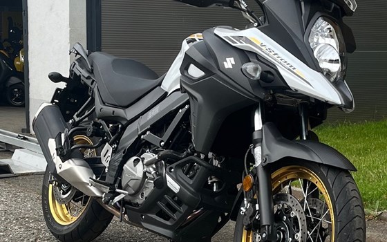Gebrauchtmotorrad Suzuki V-Strom 650 XT - Bild 2 Gebrauchtmotorrad Suzuki V-Strom 650 XT - Bild 2