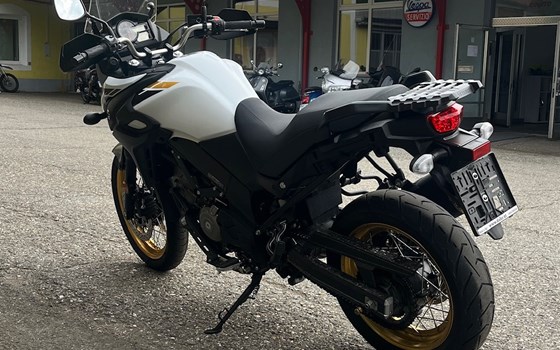 Gebrauchtmotorrad Suzuki V-Strom 650 XT - Bild 3 Gebrauchtmotorrad Suzuki V-Strom 650 XT - Bild 3