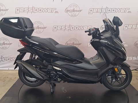 Honda Forza 350