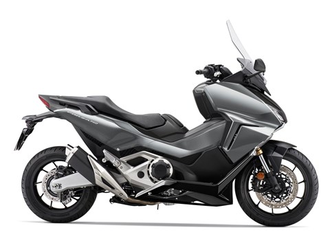 Honda Forza 750