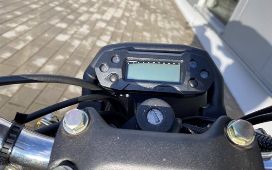 Gebrauchtmotorrad Suzuki GS 650 G Katana - Bild 8