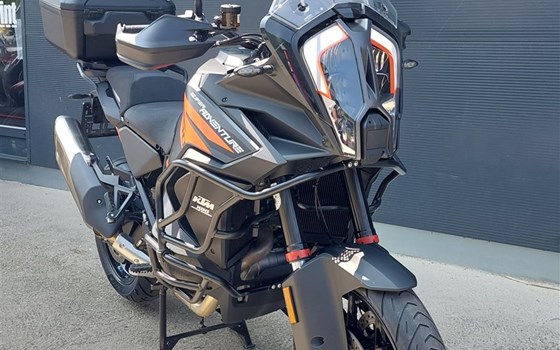 Gebrauchtmotorrad KTM 1290 Super Adventure S - Bild 3 Gebrauchtmotorrad KTM 1290 Super Adventure S - Bild 3