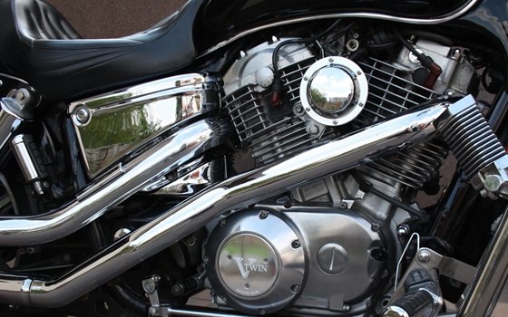 Gebrauchtmotorrad Honda VT 1100 C3 Aero-Ace Shadow - Bild 12 Gebrauchtmotorrad Honda VT 1100 C3 Aero-Ace Shadow - Bild 12