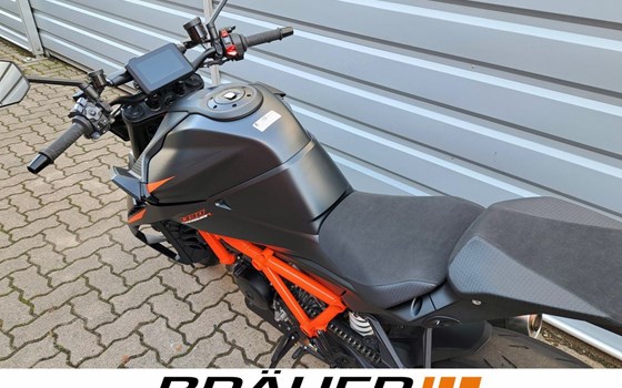 Gebrauchtmotorrad KTM 1390 Super Duke R EVO - Bild 12