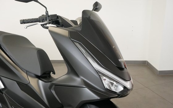 Gebrauchtmotorrad Honda PCX125 DX - Bild 7
