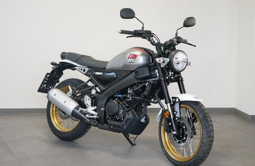 Neumotorrad Yamaha XSR125 Legacy