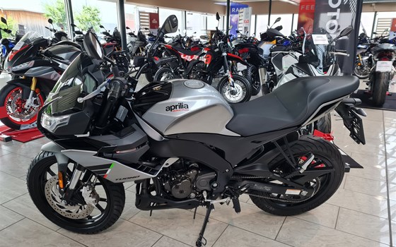 Gebrauchtmotorrad Aprilia Tuono 125 - Bild 2 Gebrauchtmotorrad Aprilia Tuono 125 - Bild 2