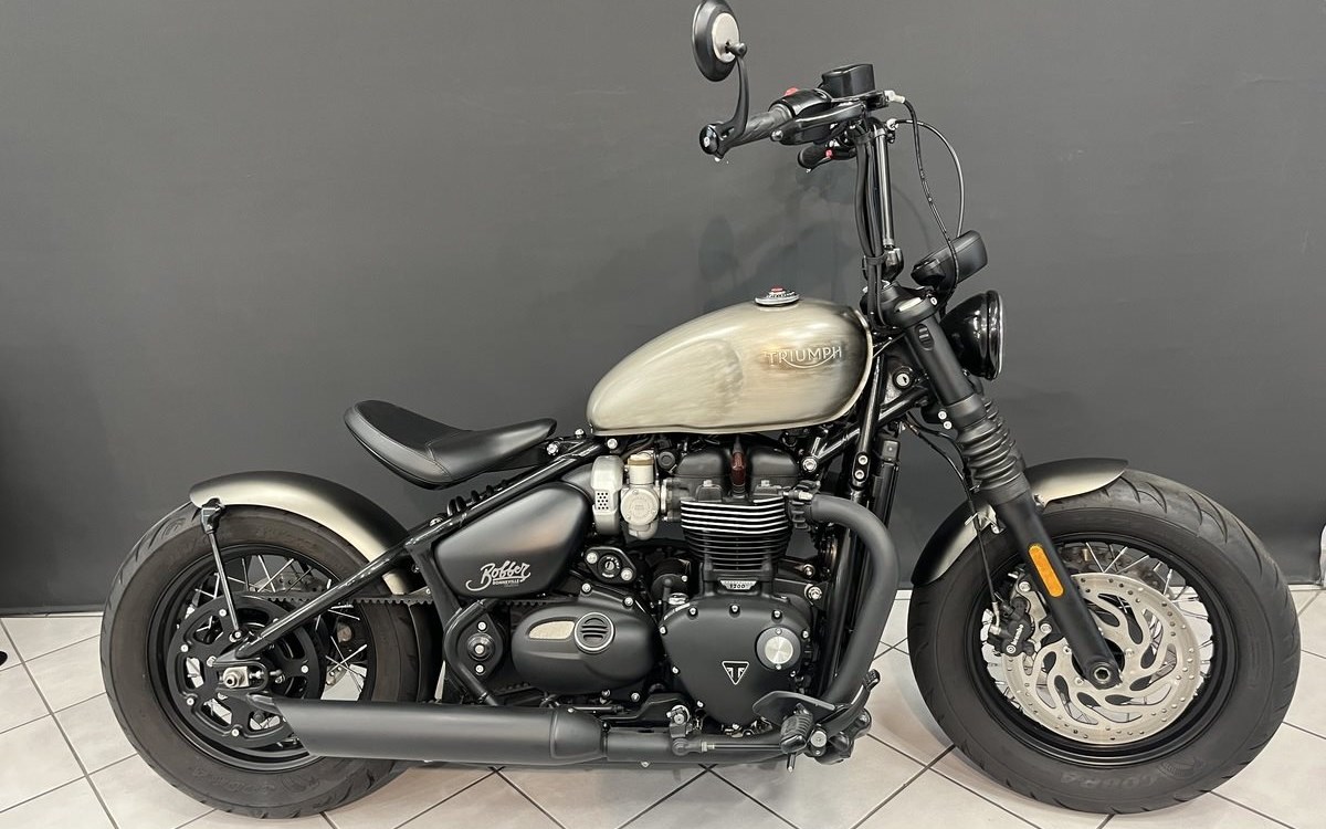 Angebot Triumph Bonneville Bobber Black