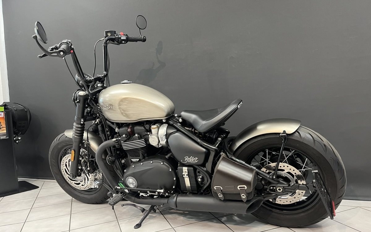 Angebot Triumph Bonneville Bobber Black