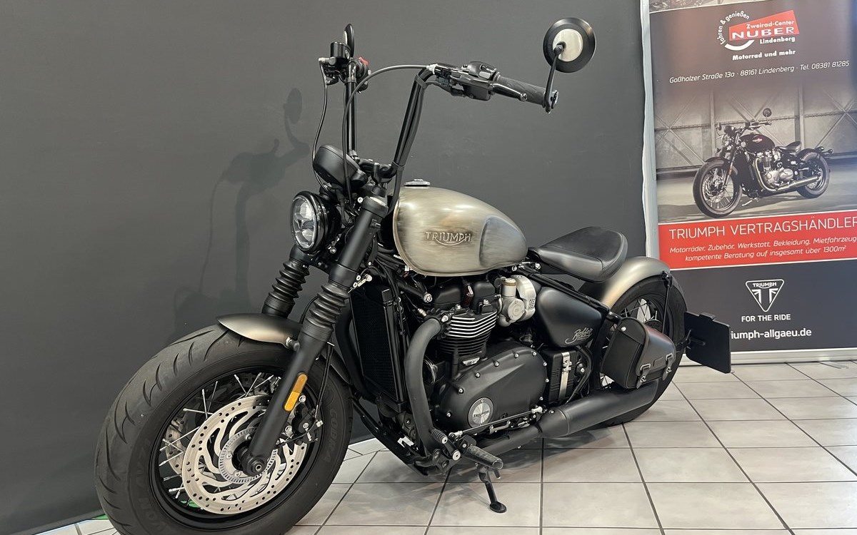 Angebot Triumph Bonneville Bobber Black
