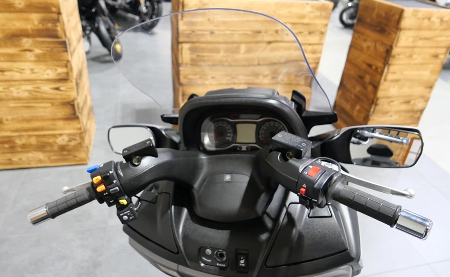 Angebot Suzuki Burgman 650 Executive Bild 7: Angebot Suzuki Burgman 650 Executive