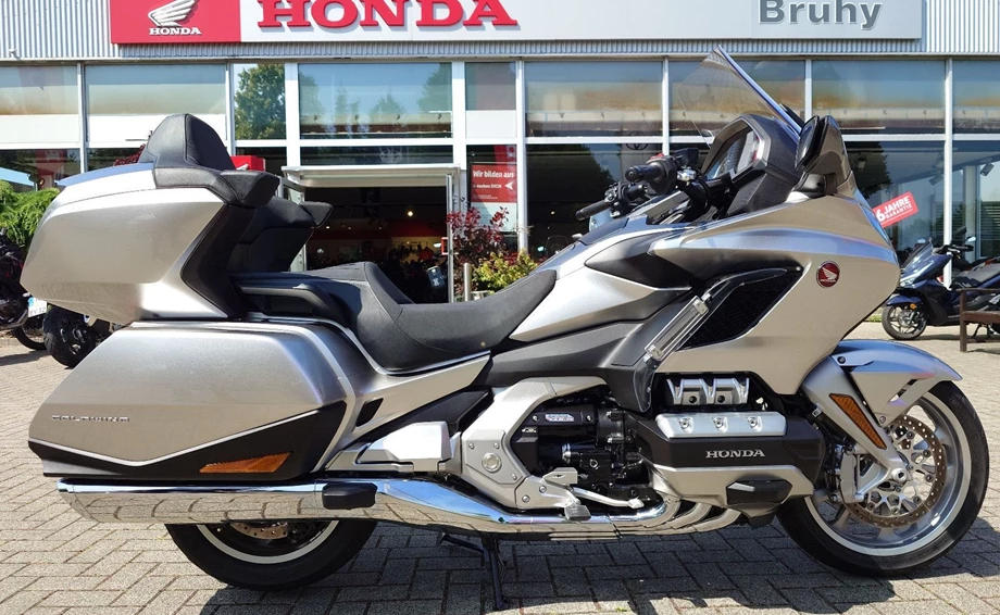 Angebot Honda GL 1800 Goldwing Tour DCT Bild 1: Angebot Honda GL 1800 Goldwing Tour DCT