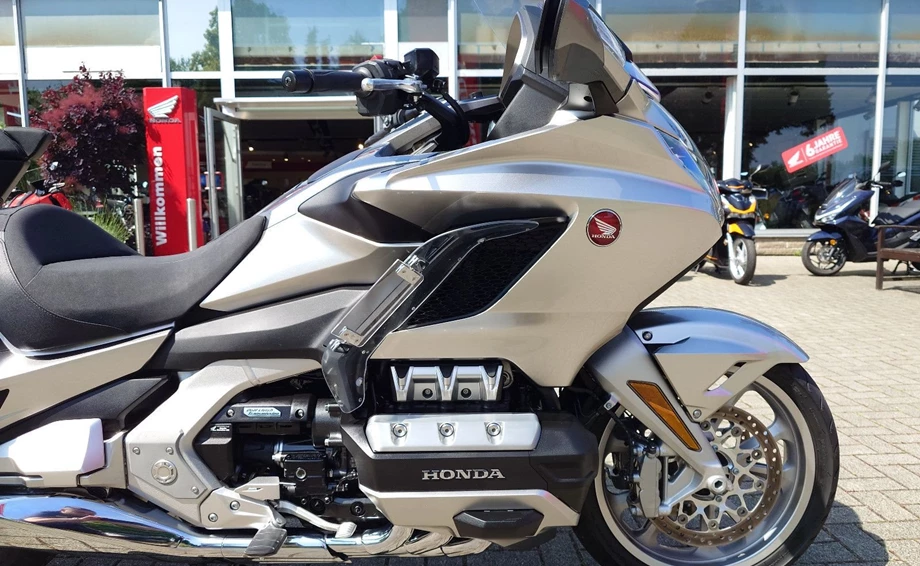 Angebot Honda GL 1800 Goldwing Tour DCT Bild 3: Angebot Honda GL 1800 Goldwing Tour DCT