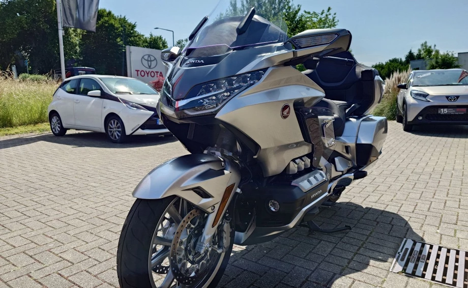 Angebot Honda GL 1800 Goldwing Tour DCT Bild 5: Angebot Honda GL 1800 Goldwing Tour DCT