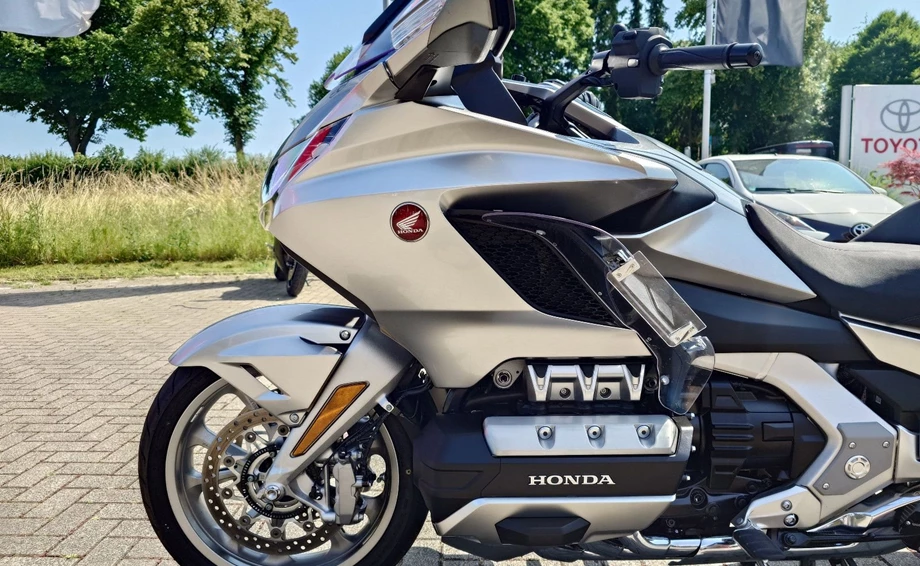 Angebot Honda GL 1800 Goldwing Tour DCT Bild 7: Angebot Honda GL 1800 Goldwing Tour DCT