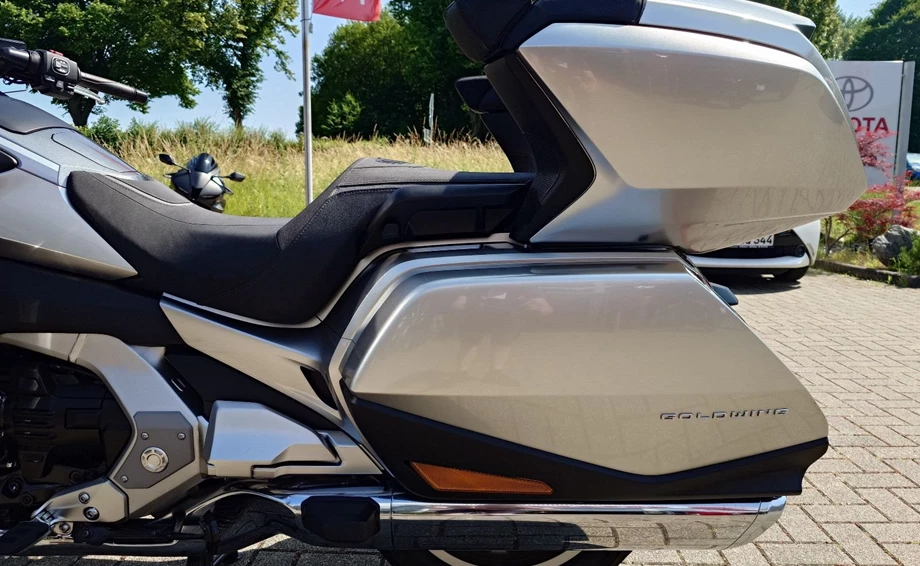 Angebot Honda GL 1800 Goldwing Tour DCT Bild 8: Angebot Honda GL 1800 Goldwing Tour DCT