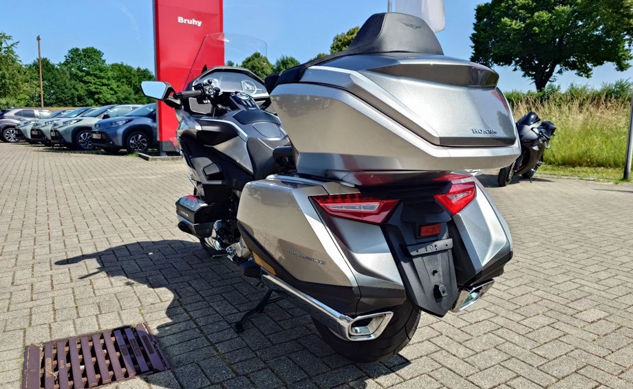 Angebot Honda GL 1800 Goldwing Tour DCT Bild 9: Angebot Honda GL 1800 Goldwing Tour DCT