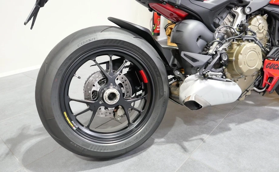 Angebot Ducati Streetfighter V4 S Bild 7: Angebot Ducati Streetfighter V4 S