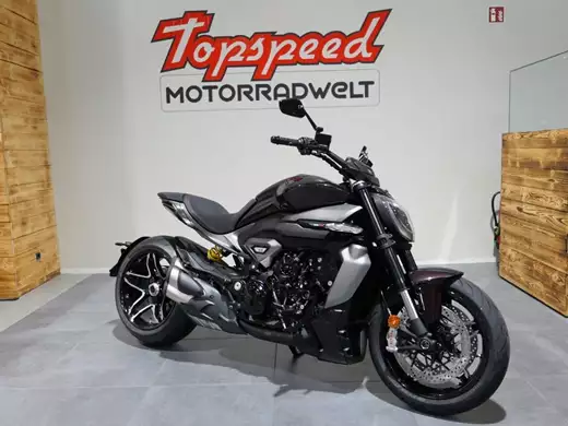 Ducati XDiavel V4