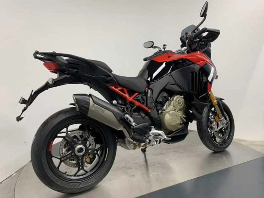 Angebot Ducati Multistrada V4 Pikes Peak Bild 4: Angebot Ducati Multistrada V4 Pikes Peak