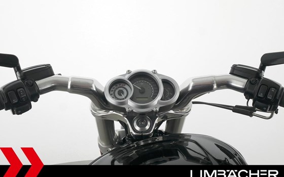 Gebrauchtmotorrad Harley-Davidson V-Rod Muscle VRSCF - Bild 13