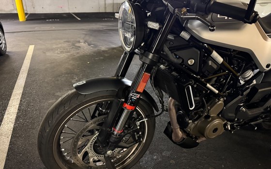 Gebrauchtmotorrad Husqvarna Vitpilen 401 - Bild 6