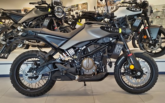 Neufahrzeug Husqvarna Svartpilen 401 - Bild 6 Neufahrzeug Husqvarna Svartpilen 401 - Bild 6