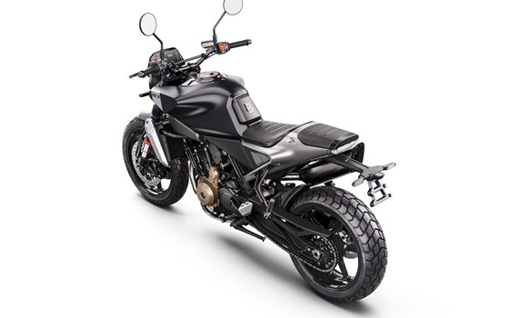 Neufahrzeug Husqvarna Svartpilen 801 - Bild 7 Neufahrzeug Husqvarna Svartpilen 801 - Bild 7