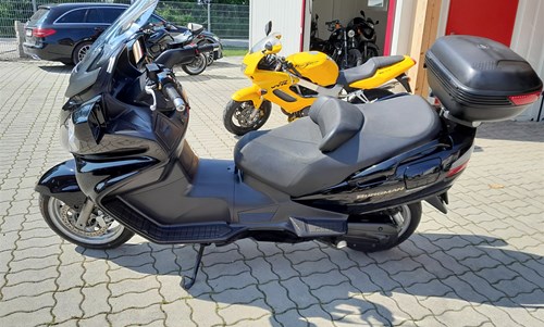Suzuki Burgman 650 Executive